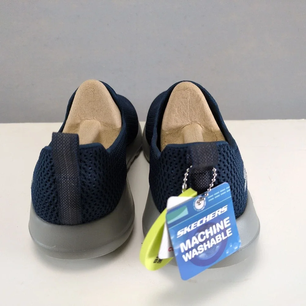 NWT Skechers GOwalk Max Men's 9 Navy Mesh Slip On Walking Shoes Comfort 54600